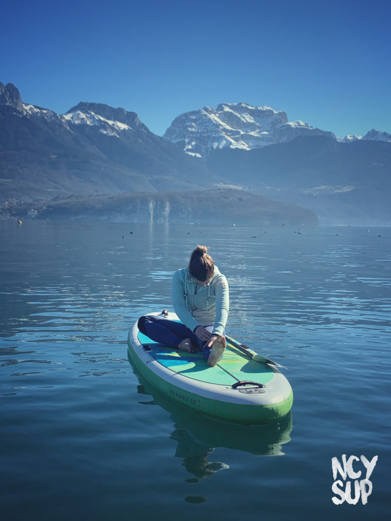 paddle yoga hivernal NCY SUP lac d'Annecy